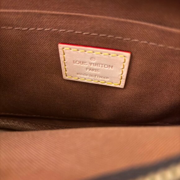 LOUIS VUITTON cowhide crossbody shoulder bag - Picture 7 of 10